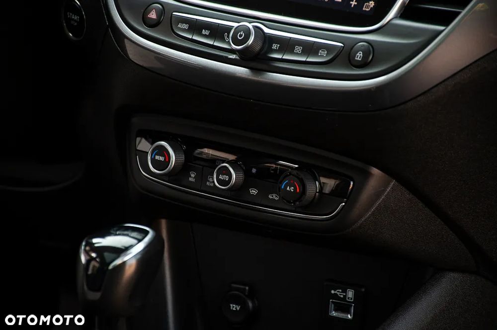 Opel Crossland X 1.2 T Elite S&S - 21