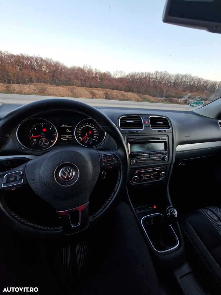 Volkswagen Golf 1.6 TDI DPF BlueMotion Technology Highline - 10