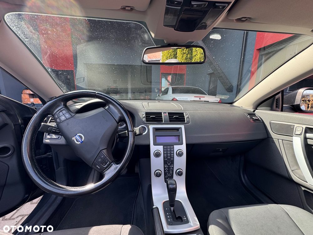 Volvo C70 D3 Momentum - 3