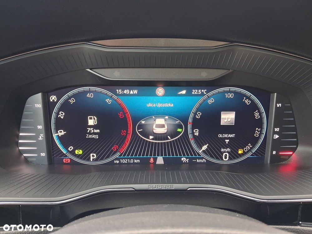 Skoda Superb 2.0 TDI SCR L&K DSG - 19