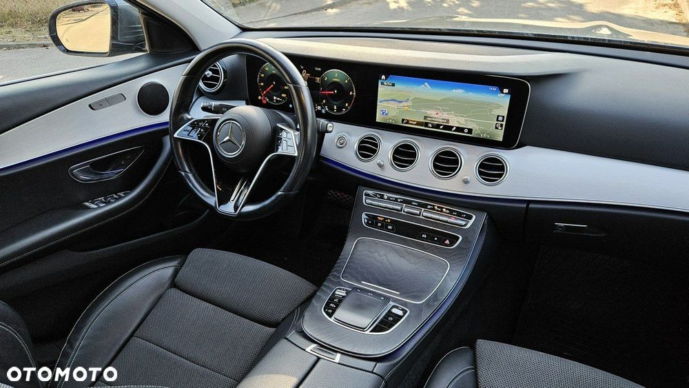 Mercedes-Benz Klasa E - 18