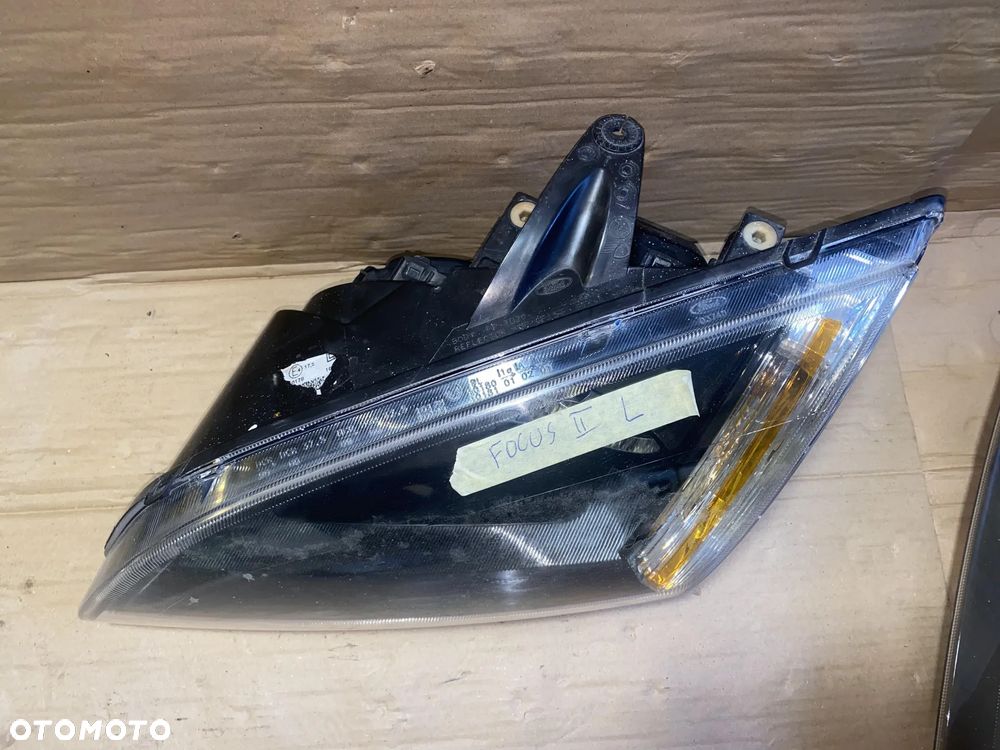 Lampa Ford Focus II prawy lub lewa przód - 5