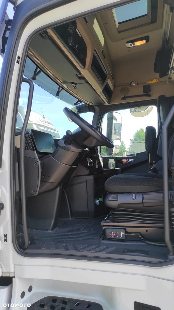 Mercedes-Benz Actros 1845 MEGA Lowdeck - 9
