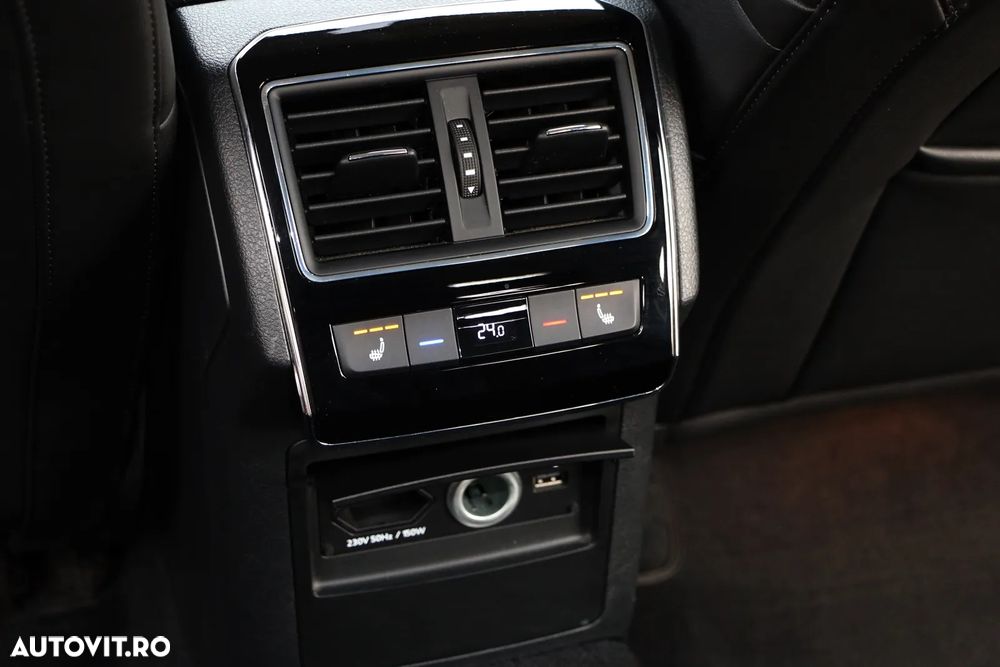 Skoda Superb 2.0 TDI DSG Style - 20