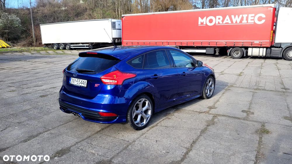 Ford Focus 2.0 TDCi ST - 8