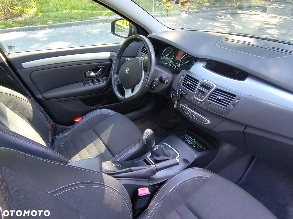 Renault Laguna - 9