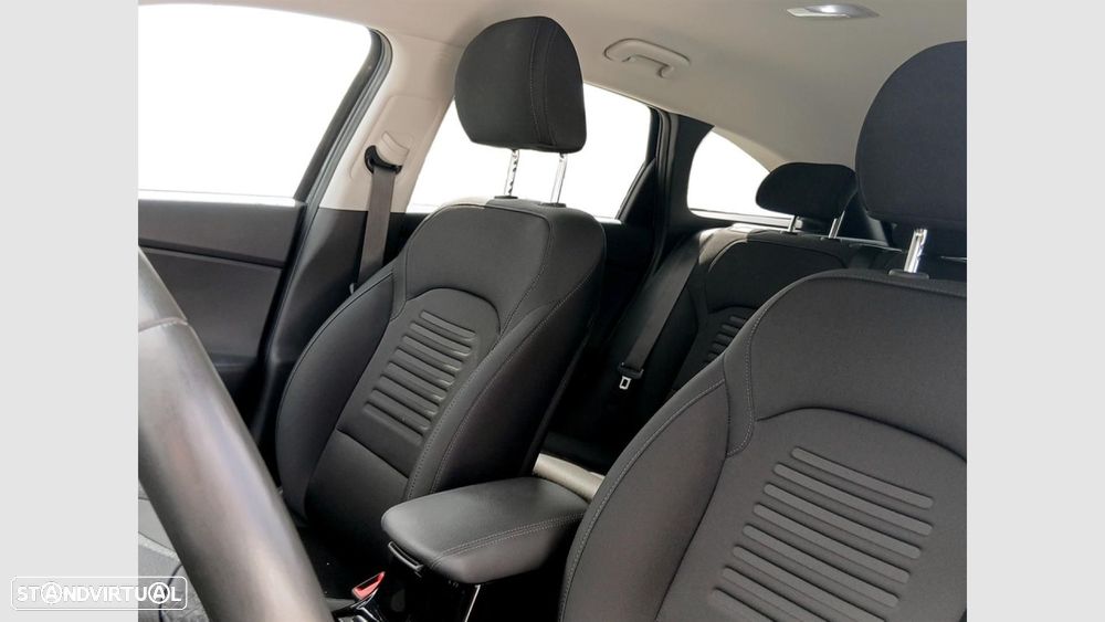 Hyundai i30 1.0 T-GDI Style Plus — fotografia 12