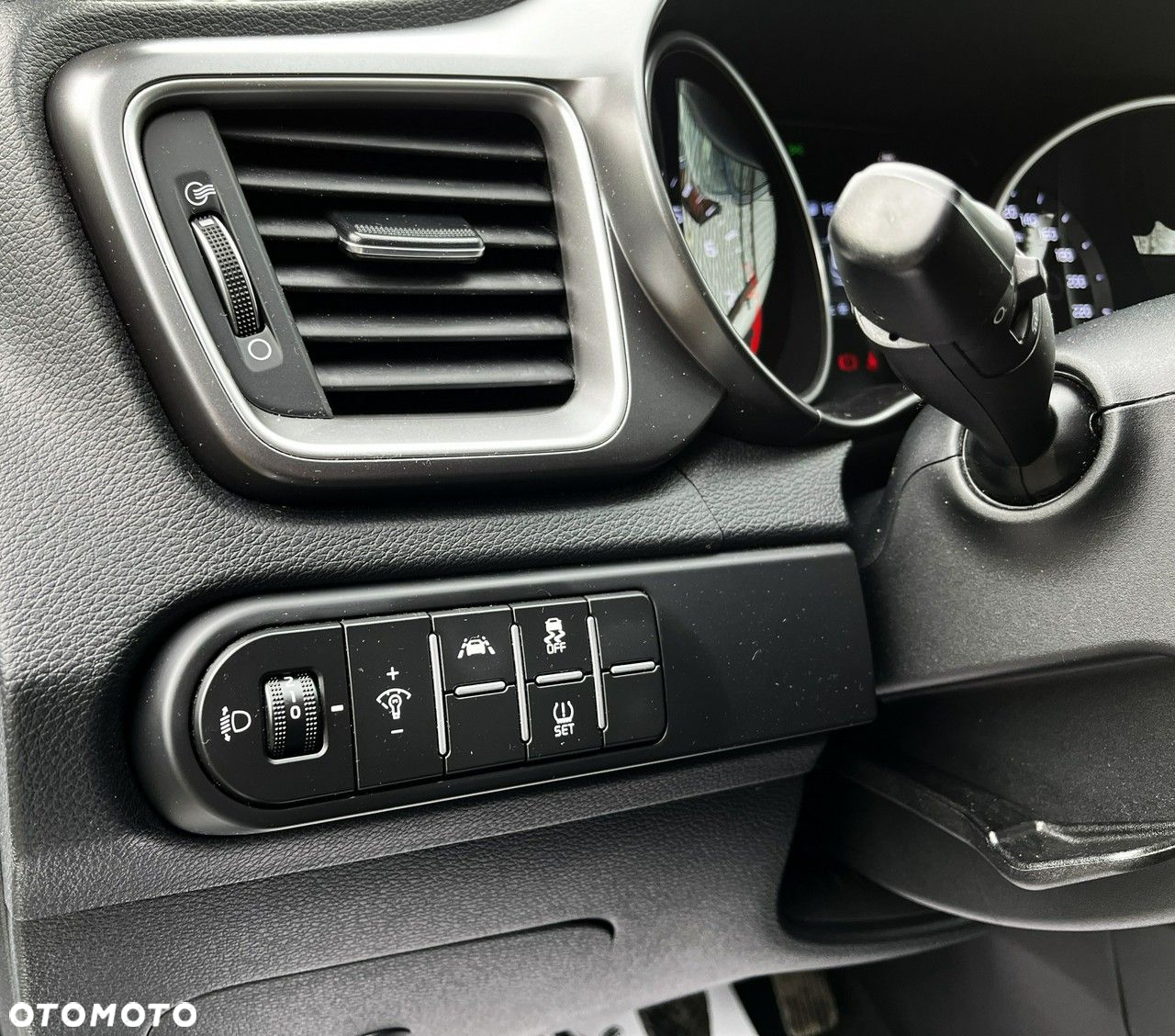 Kia Ceed 1.0 T-GDI M Classic - 25