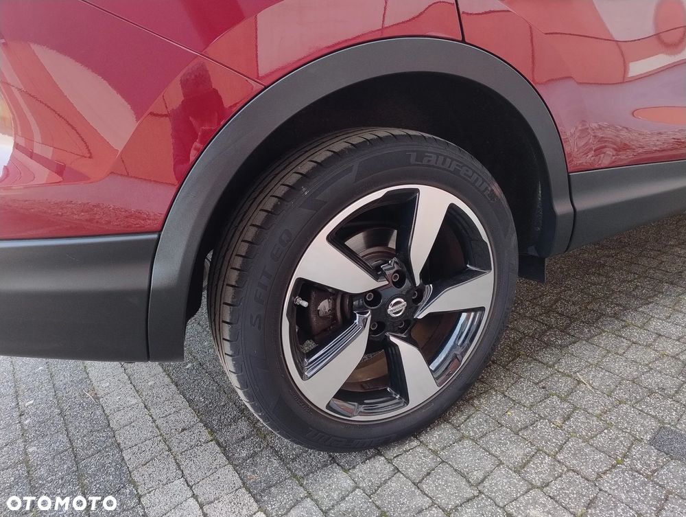 Nissan Qashqai 1.2 DIG-T TEKNA+ - 38