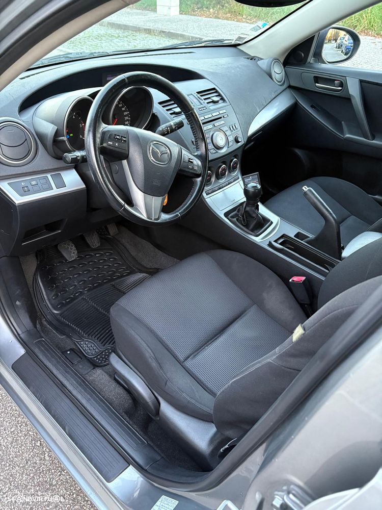 Mazda 3 MZ-CD 1.6 Exclusive Plus - 7
