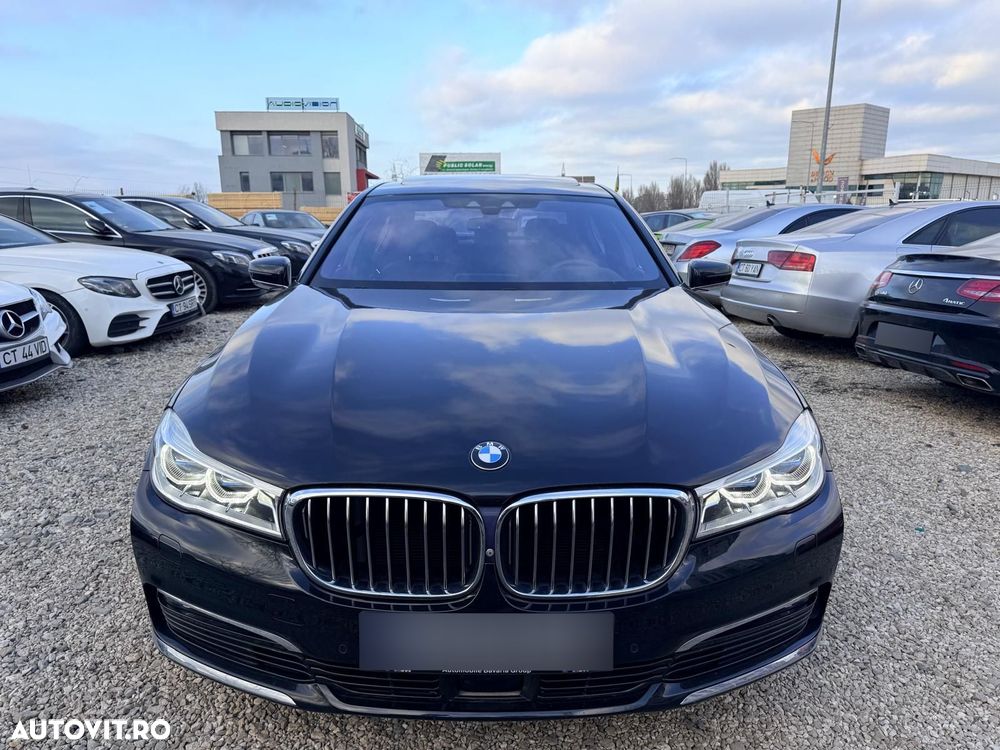 BMW 7 Series 2019 — imagine 30