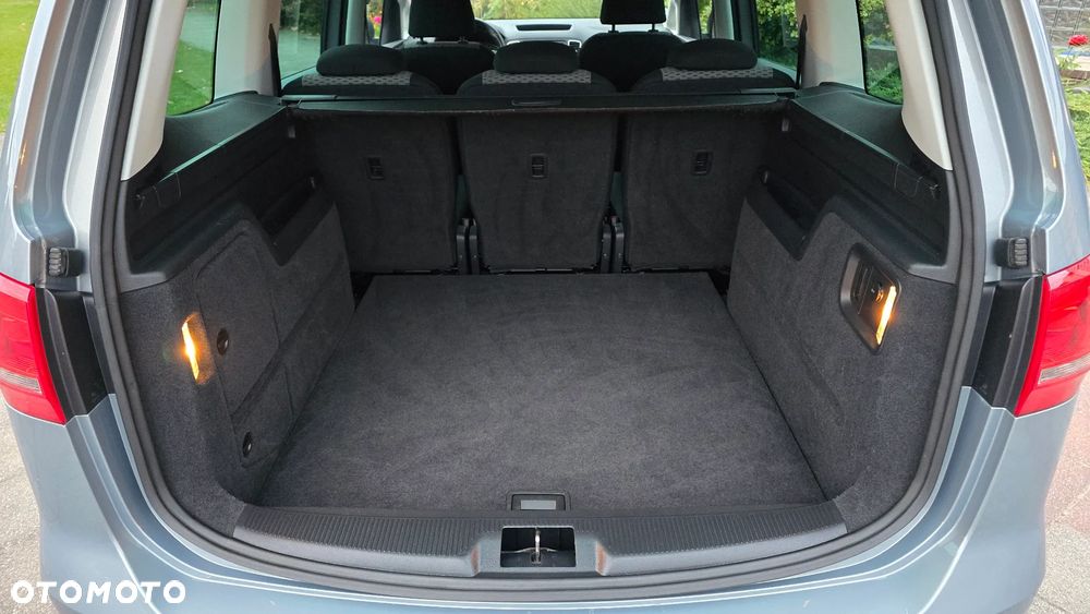 Volkswagen Sharan - 27