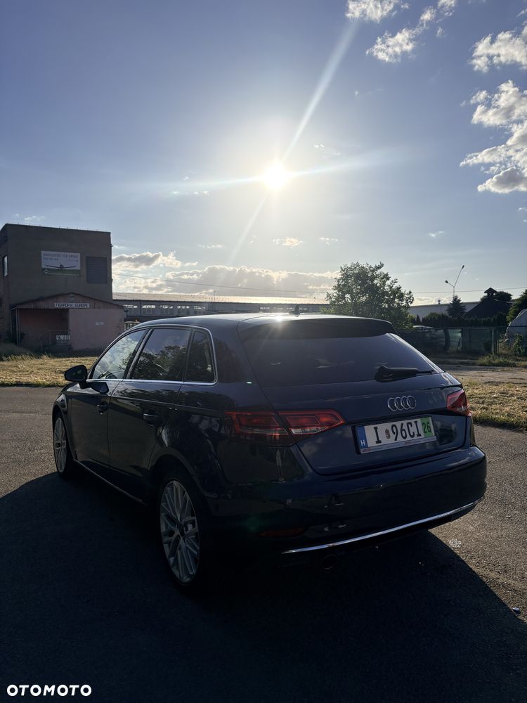 Audi A3 Sportback - 5