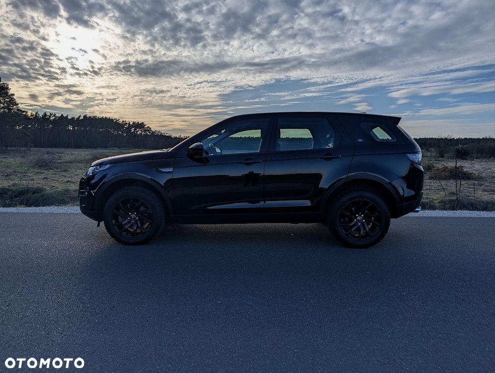 Land Rover Discovery Sport D150 R-Dynamic SE - 16