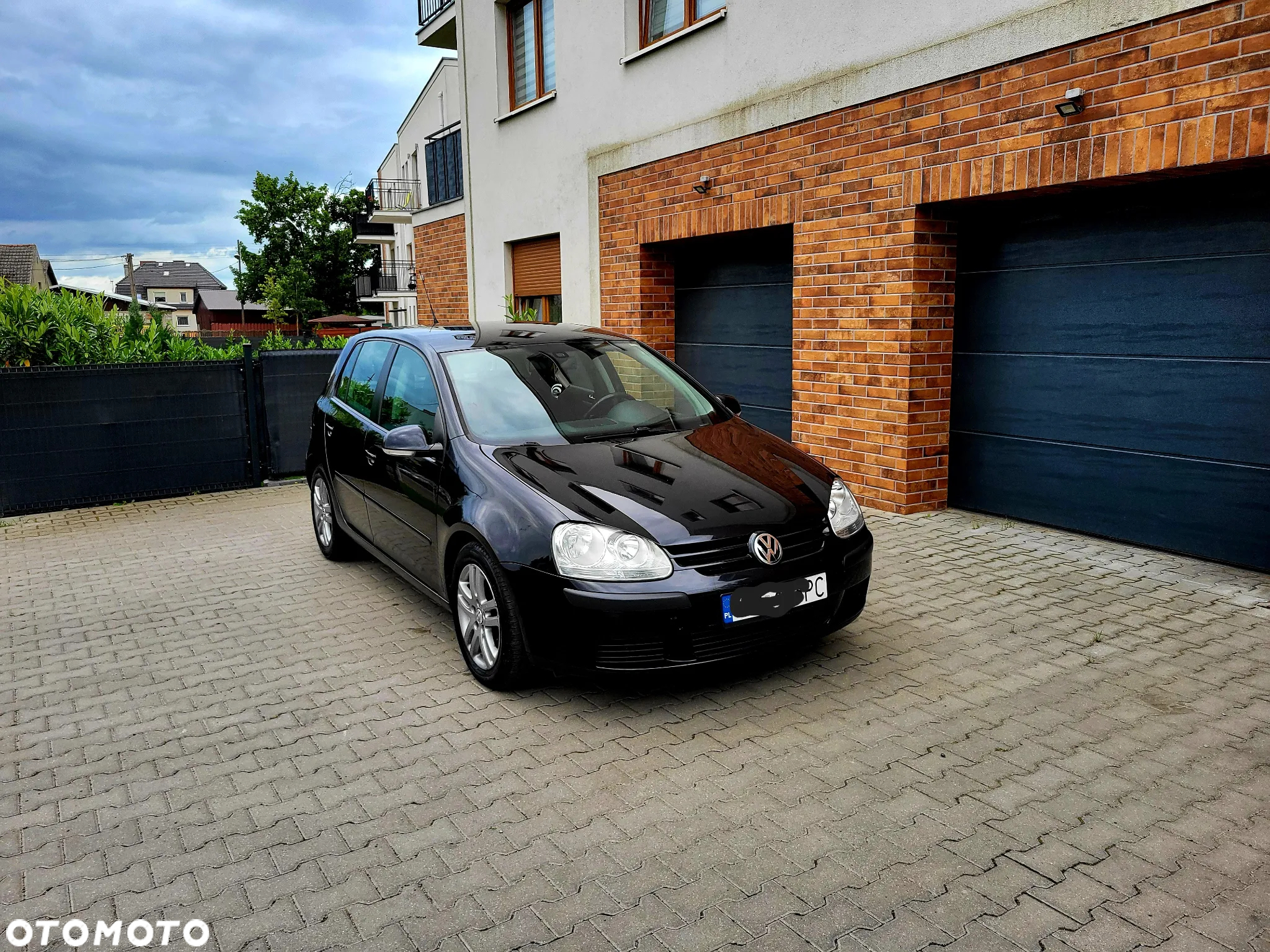 Volkswagen Golf - 2