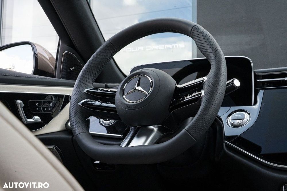 Mercedes-Benz E - 16