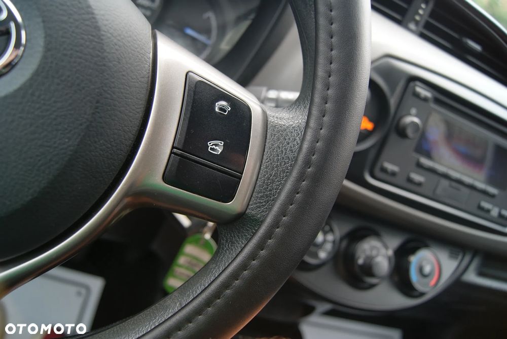 Toyota Yaris 1.0 Active - 24