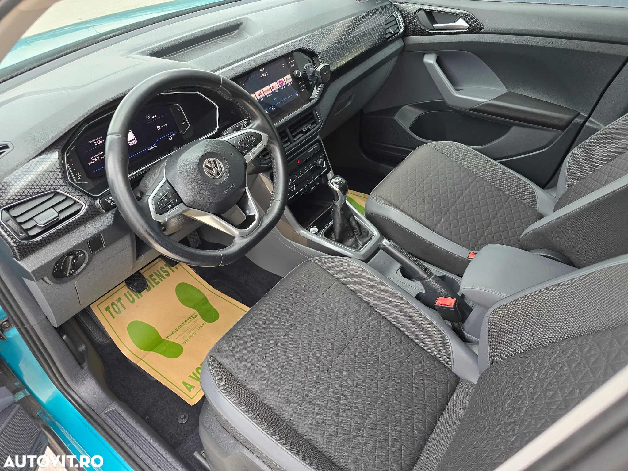 Volkswagen T-Cross - 6