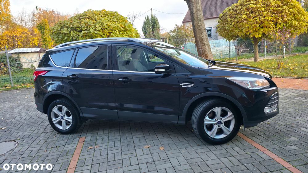 Ford Kuga 2.0 TDCi FWD Titanium - 17