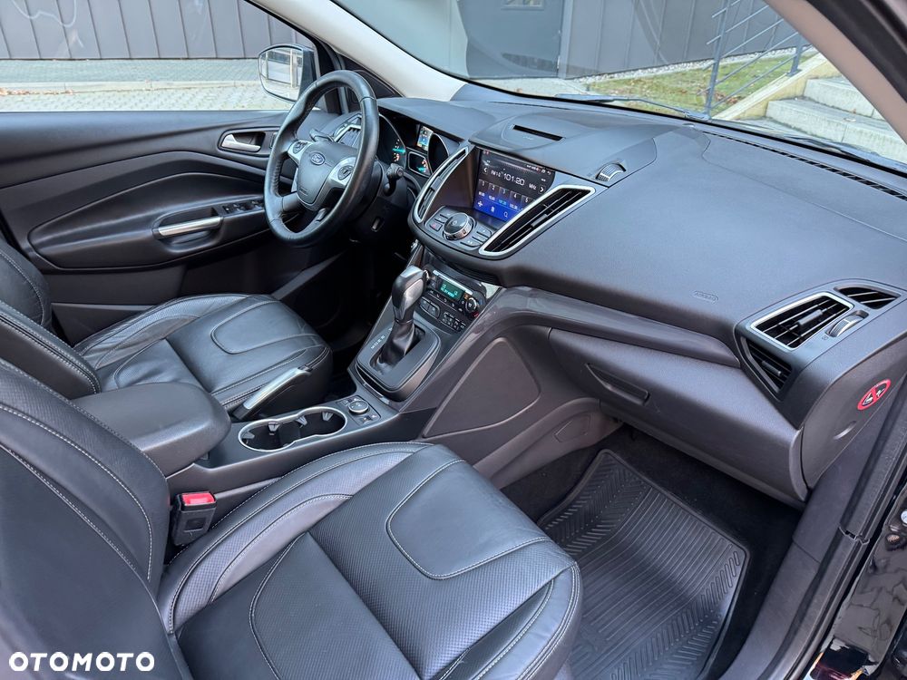 Ford Kuga 2.0 TDCi 4x4 ST-Line - 24