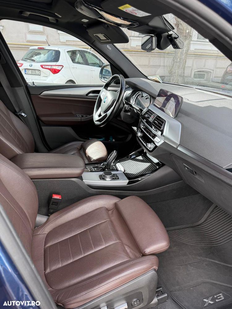 BMW X3 xDrive20i AT Advantage - 7