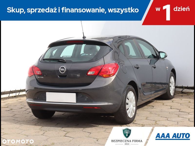Opel Astra - 6