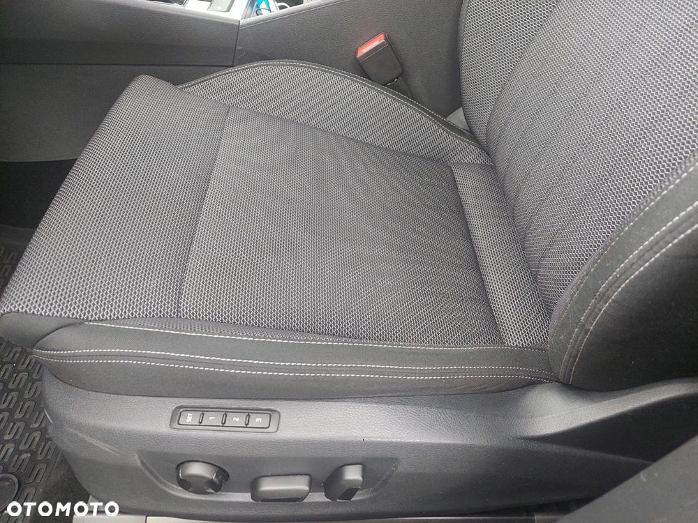 Skoda Superb 2.0 TDI DSG Style - 24