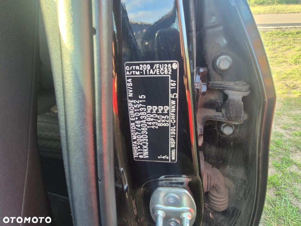 Toyota Yaris 1.33 Dynamic - 6