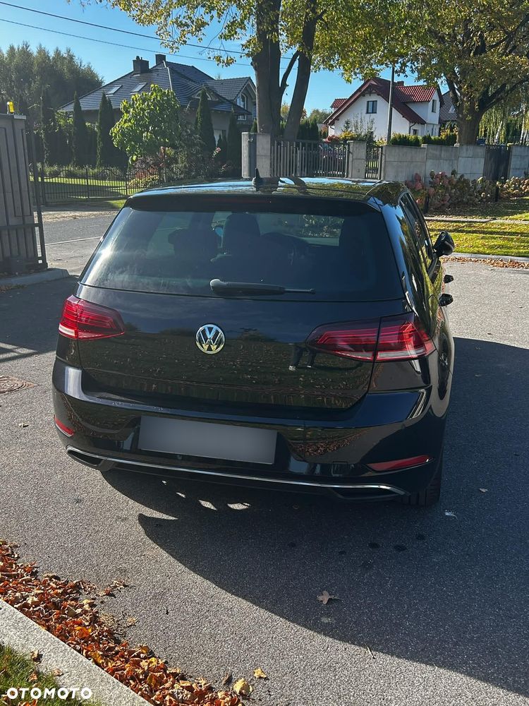 Volkswagen Golf - 5