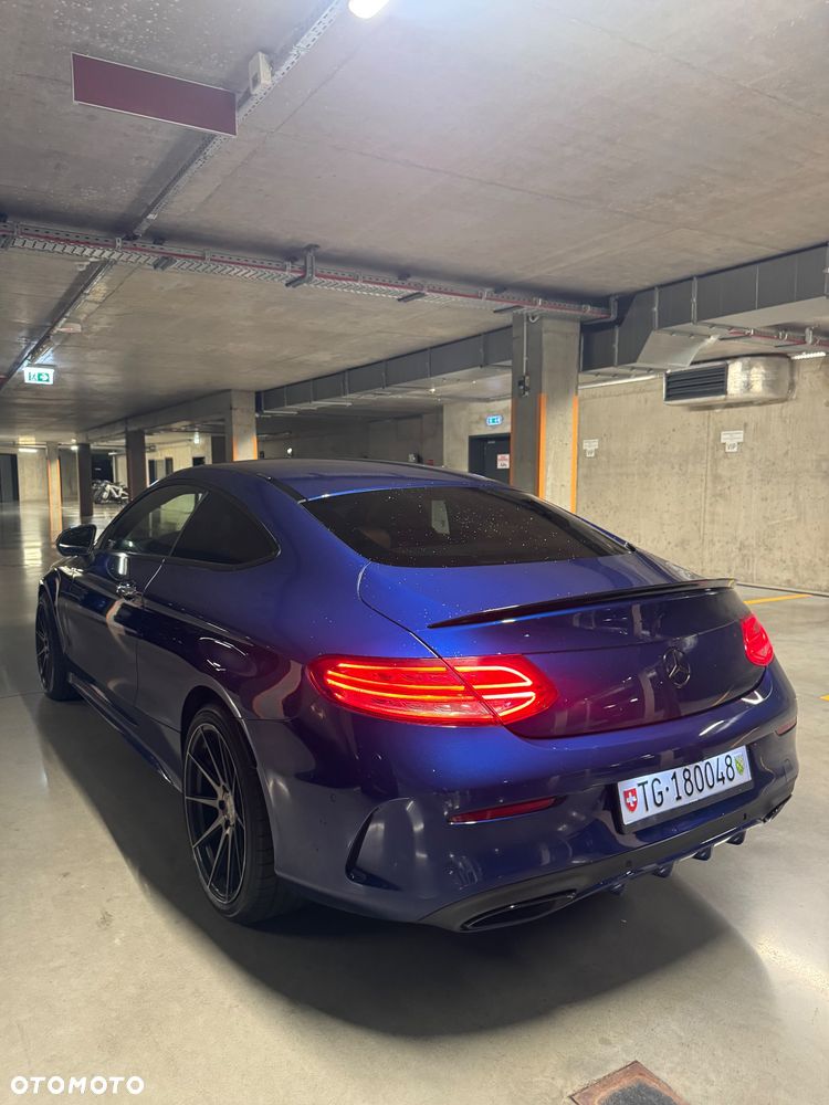 Mercedes-Benz Klasa C 200 4Matic 9G-TRONIC AMG Line - 9