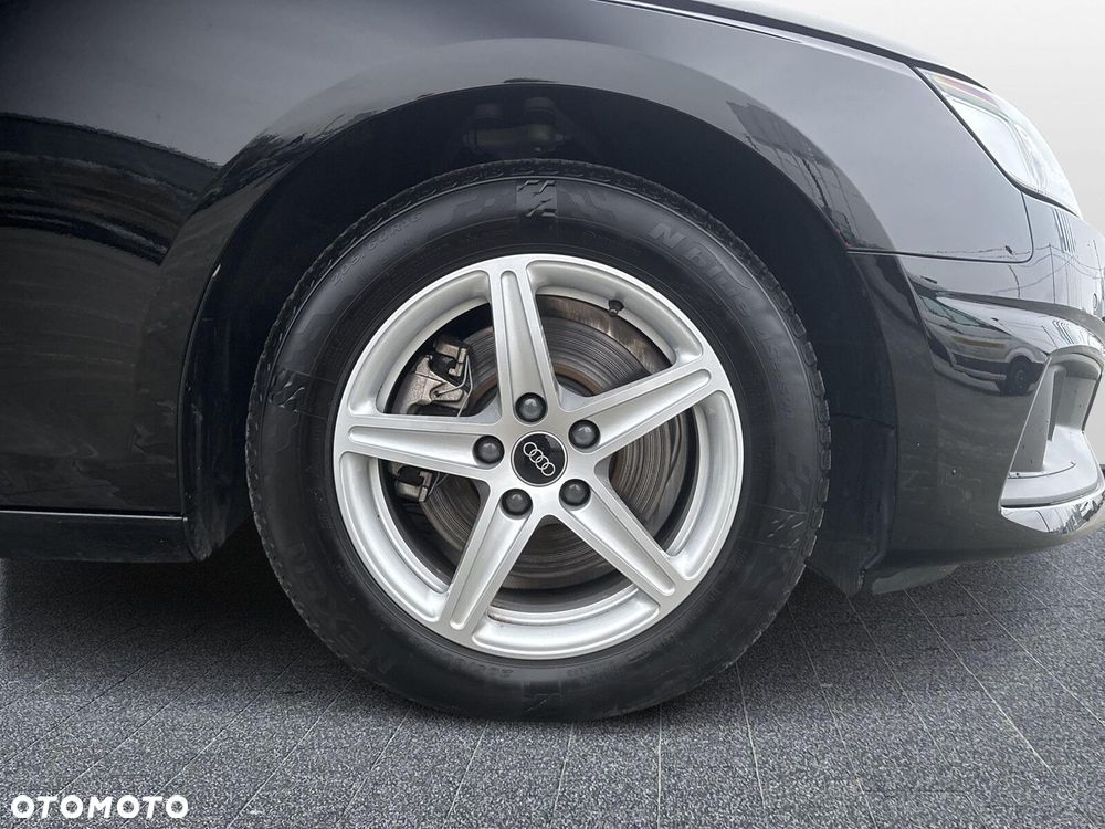 Audi A4 Limousine - 34