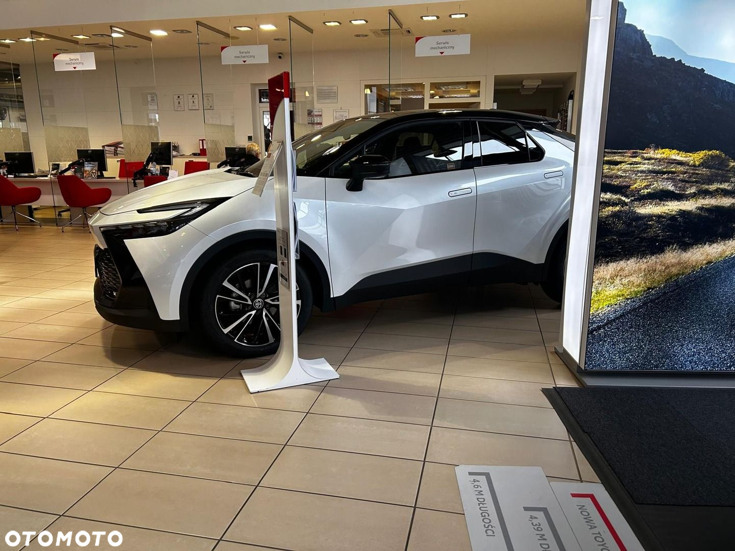 Toyota C-HR 1.8 Hybrid Executive - 3