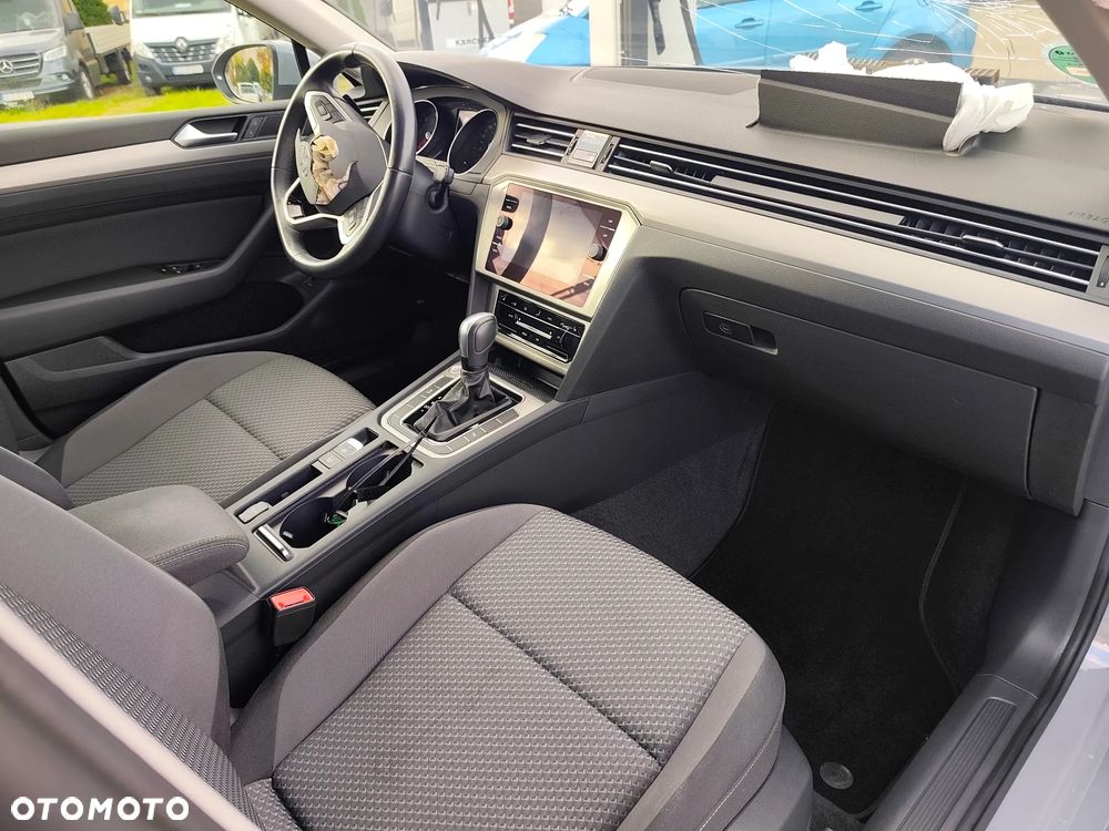 Volkswagen Passat 2.0 TDI SCR Business DSG - 14