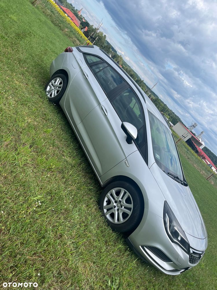 Opel Astra - 11