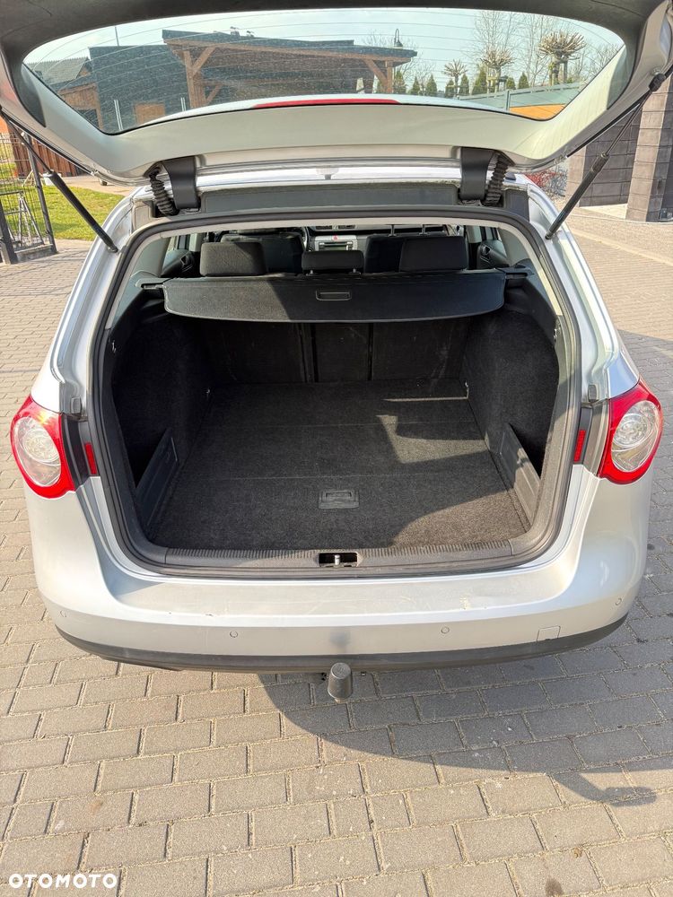 Volkswagen Passat - 6