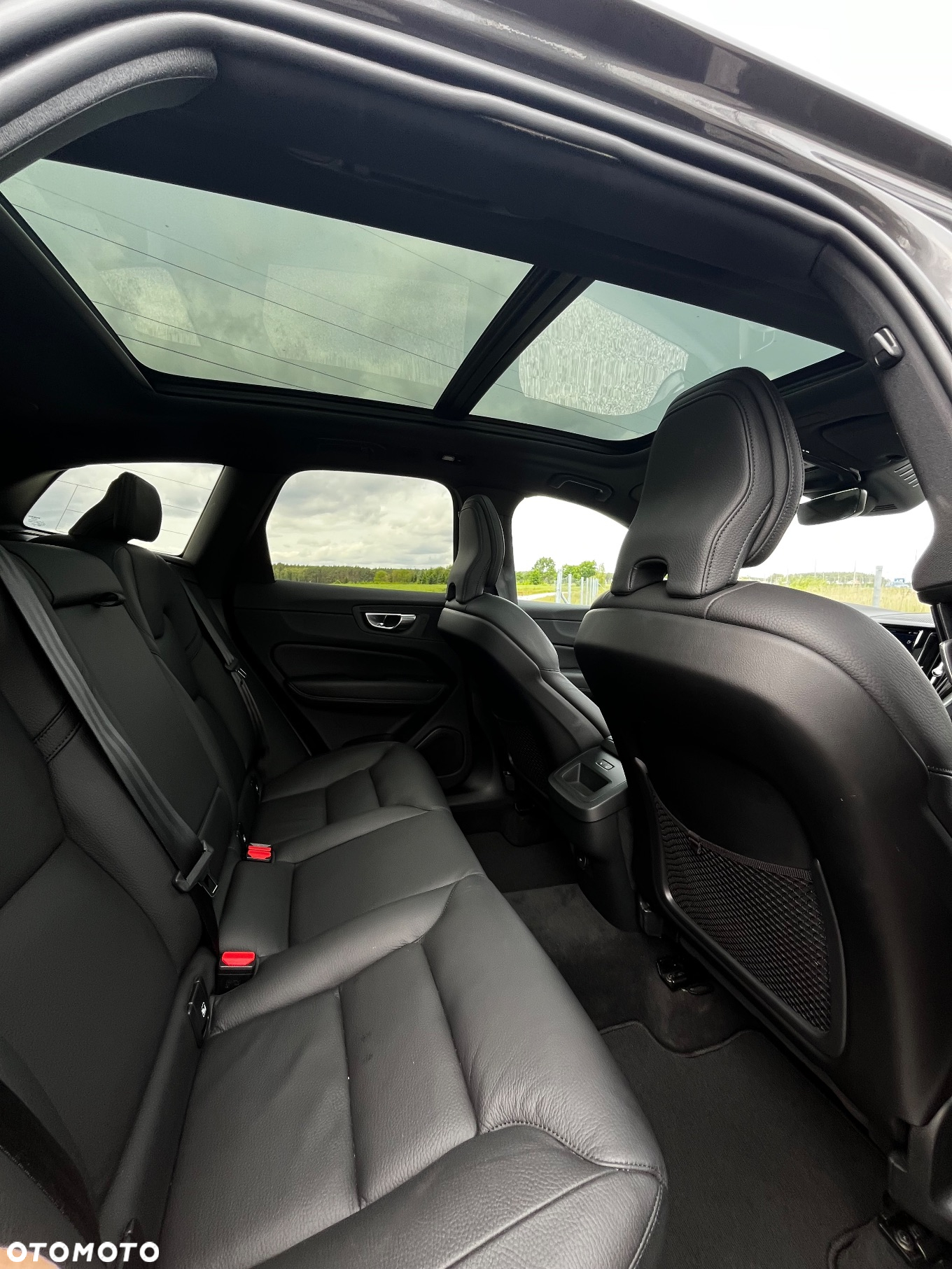 Volvo XC 60 B4 D Plus Dark - 9