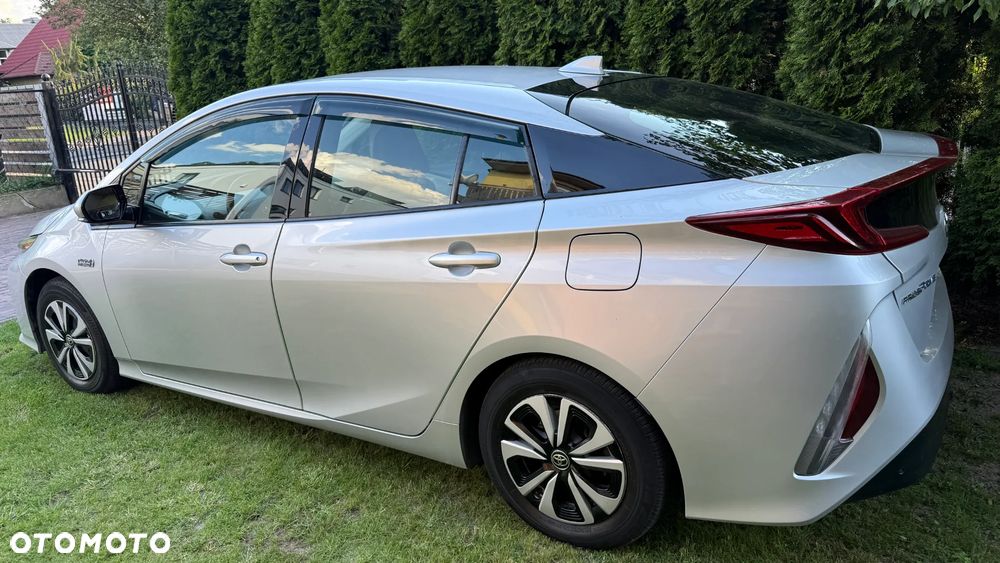 Toyota Prius Hybrid Comfort - 5