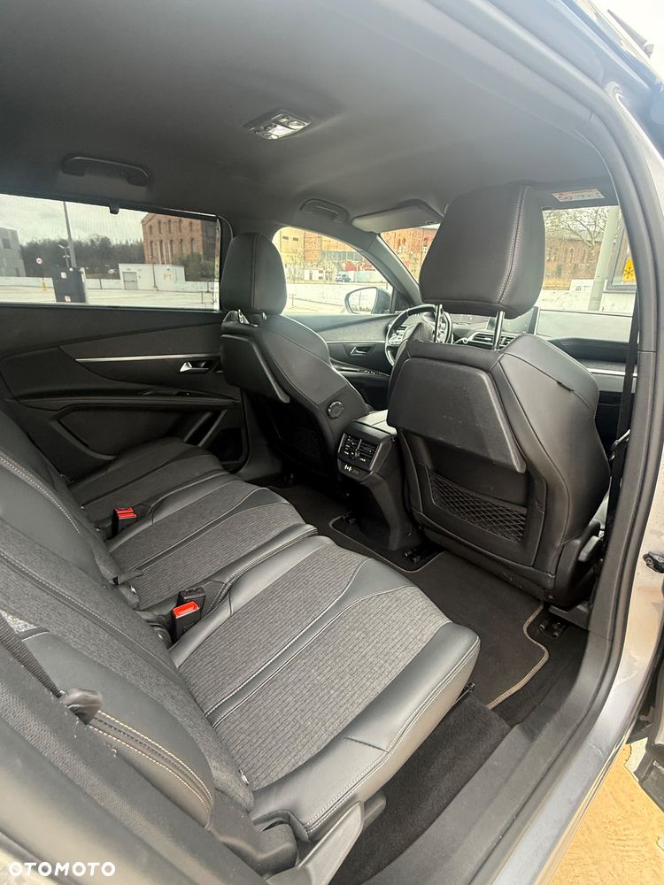 Peugeot 5008 1.6 PureTech GT Line S&S EAT8 - 24