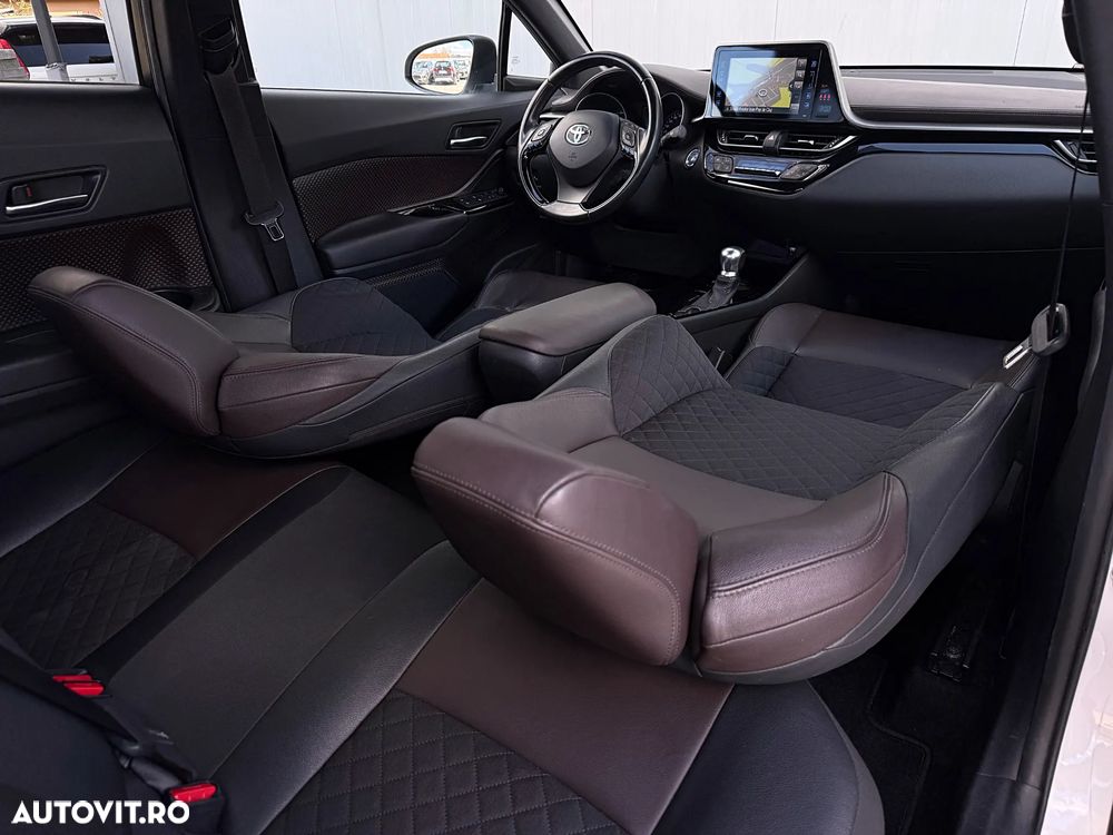 Toyota C-HR Style Selection - 18