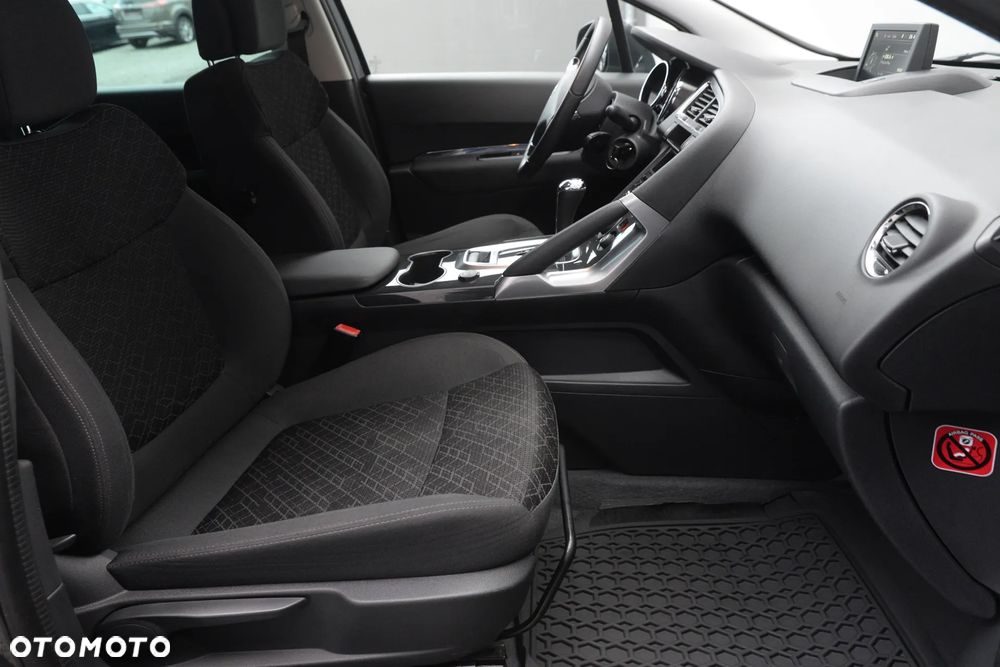 Peugeot 3008 1.6 BlueHDi Active S&S EAT6 - 36