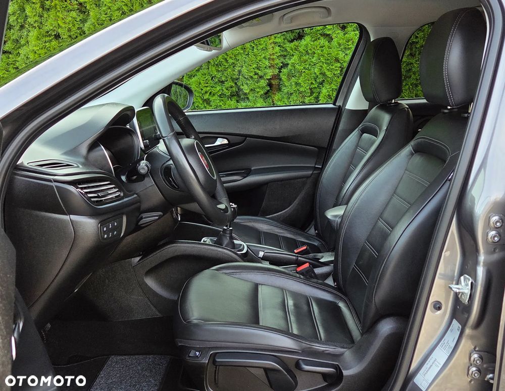 Fiat Tipo 1.4 T-Jet Business Line - 16