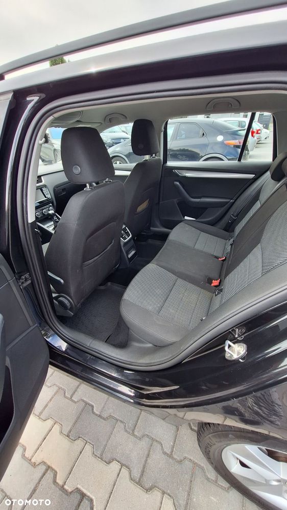 Skoda Octavia 1.6 TDI Ambition - 9
