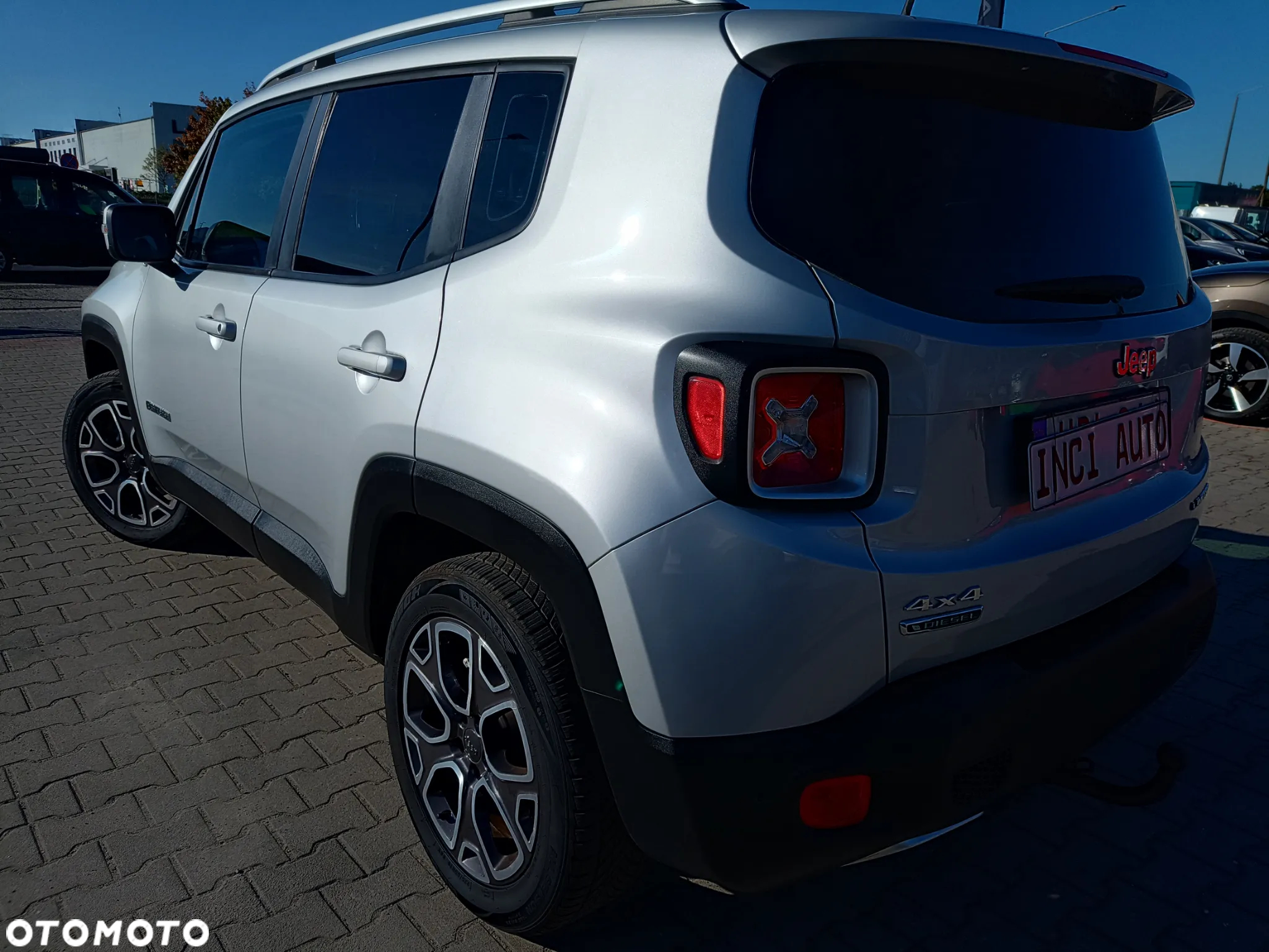 Jeep Renegade 2.0 MultiJet Limited 4WD S&S - 8