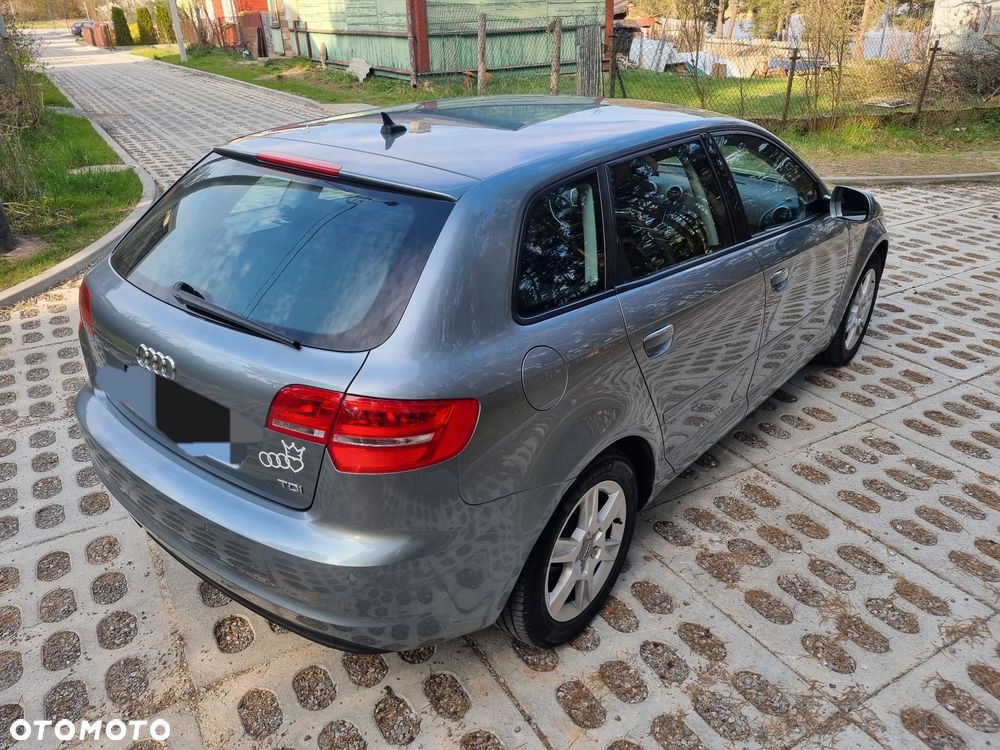 Audi A3 Sportback 2.0 TDI DPF Ambiente - 11
