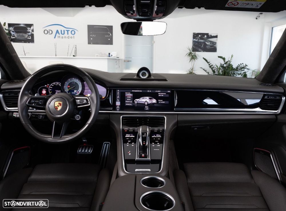 Porsche Panamera Sport Turismo 4S E-Hybrid - 7