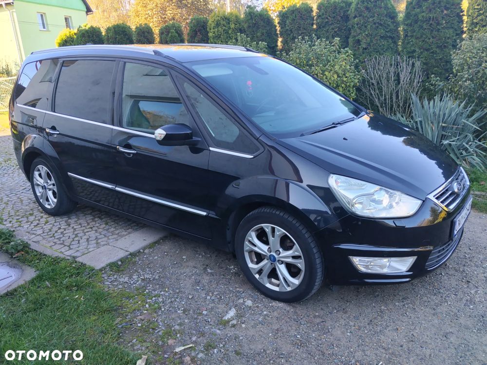 Ford Galaxy 2012 photo 2