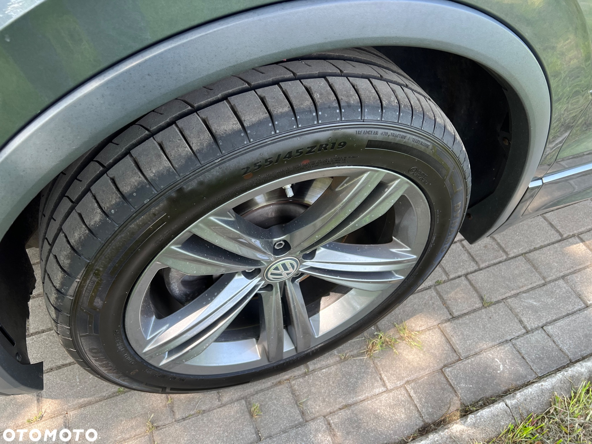 Volkswagen Tiguan 2.0 TDI SCR 4MOTION DSG Highline - 31