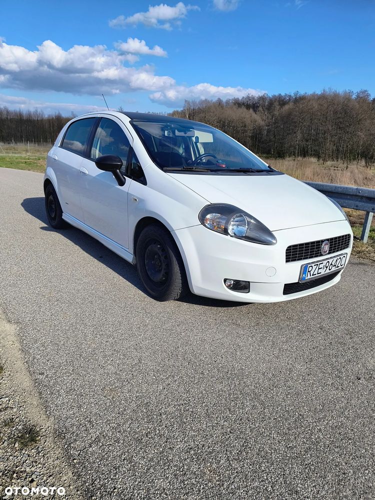 Fiat Grande Punto - 4