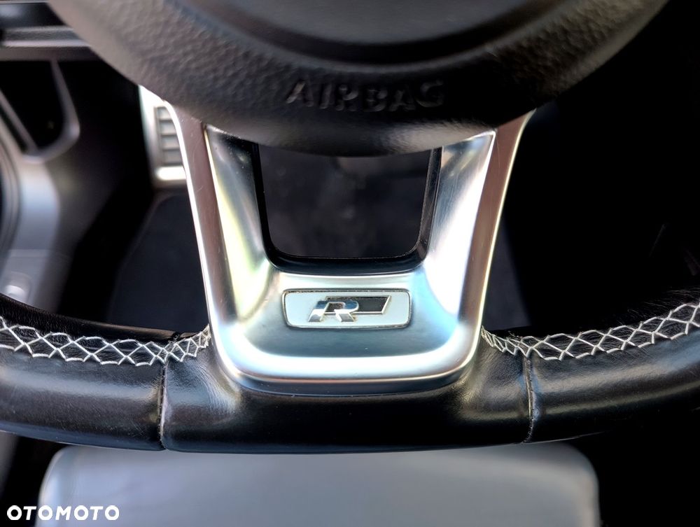 Volkswagen Passat Variant 2.0 TDI SCR DSG 4Motion Business - 36