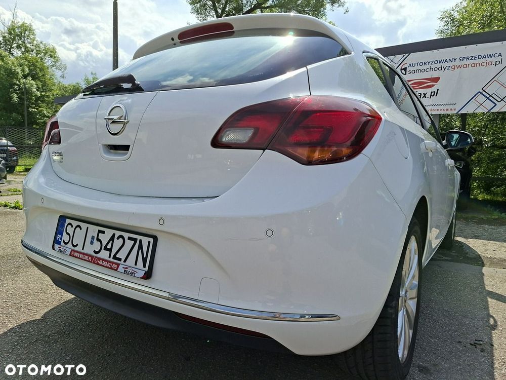 Opel Astra 1.4 T Cosmo EU6 - 12